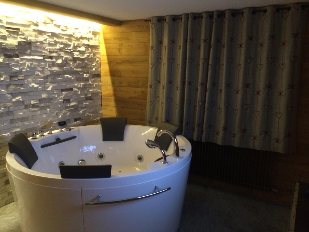 Le Chalet De L'Atelier - Le Nord Champéry Zimmer foto